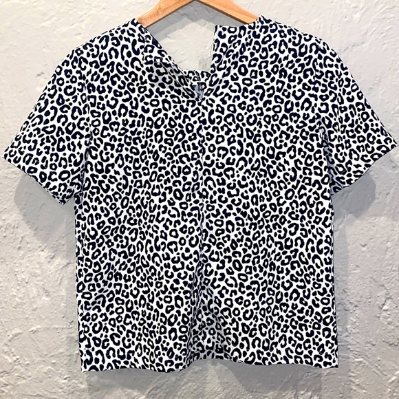 Ann Taylor Top Black & White Animal Print - Picture 2 of 6